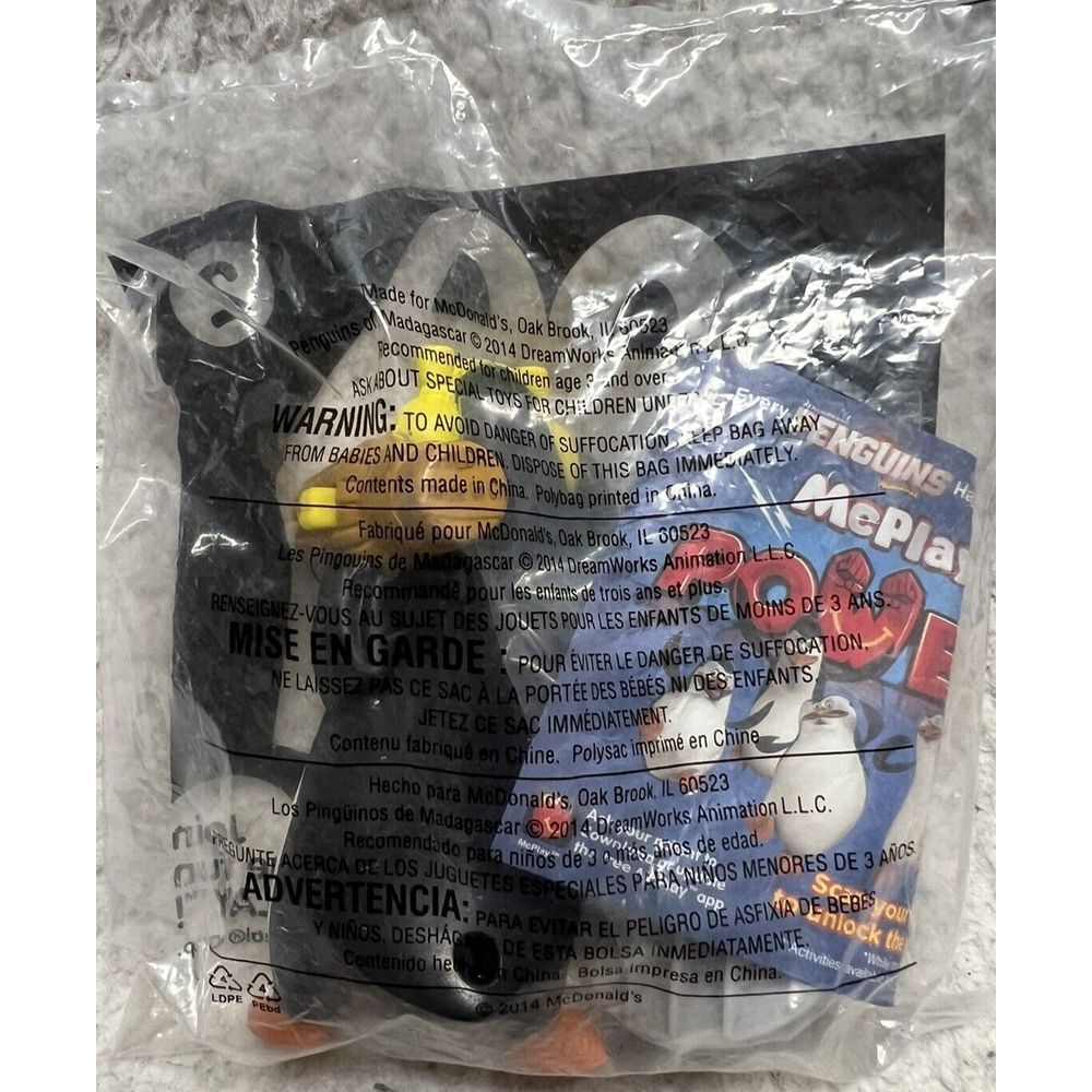 2014 Penguins of Madagascar McDonalds Happy Meal Toy - Kowalski Launcher #2 NIP - Picture 2 of 2